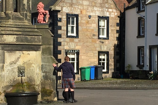 Private 'Outlander' Film Locations Day Trip from Edinburgh - What the guide adds to the screen locations