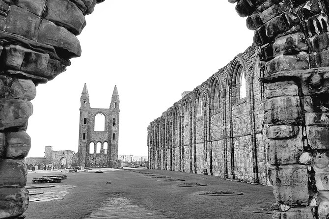 Private St Andrews, Dunfermline and Fife Day Tour from Edinburgh - St Andrews Old Course and the university town