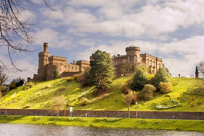 Private tour of Inverness (customisable) - Tomnahurich Hill and the road to Loch Ness