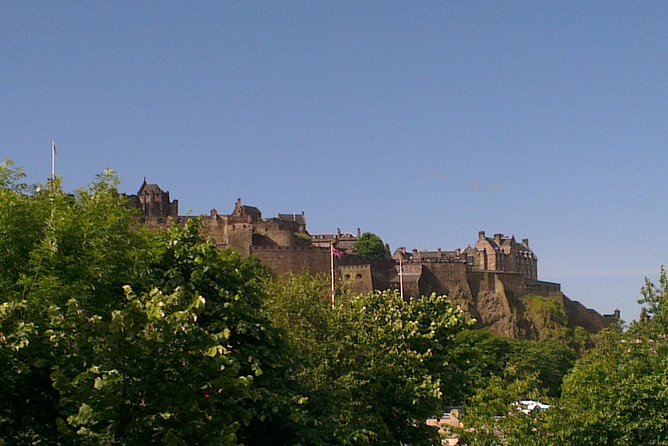 Private Walk: Edinburgh Old Town and New Town - Gerry Dorian’s guiding style