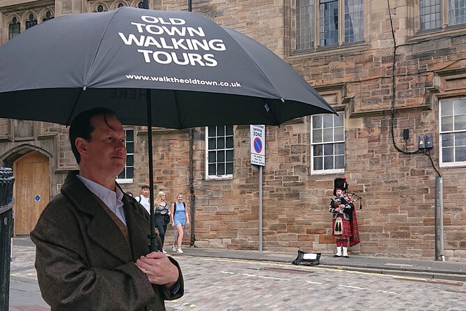 Rebel!Rebel! Jacobite Tour - Outlander's Scotland - Starting beneath St Giles Cathedral