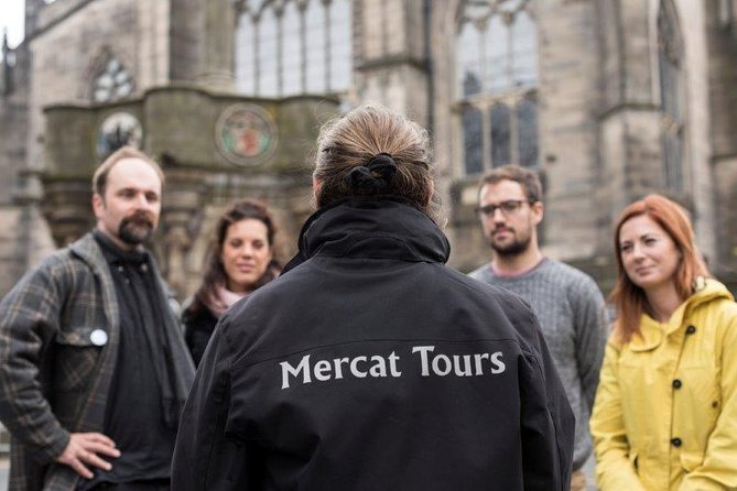 Royal Mile and Edinburgh Castle - Small Group Walking Tour - Group size, pace, and weather