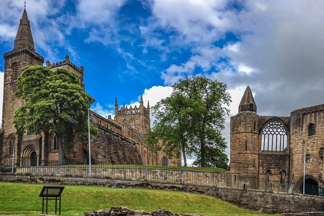 St Andrews, Fife Coast Walk & Historic Abbey Tour from Edinburgh - One hour in St Andrews