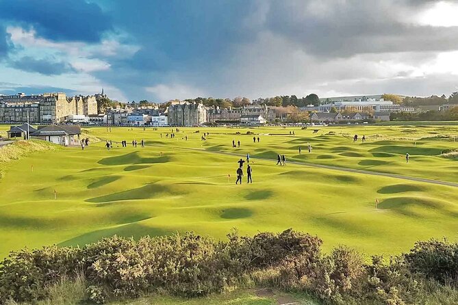 St. Andrews & The Old Course Private Day Tour from Edinburgh - Walking the Old Course without a tee time