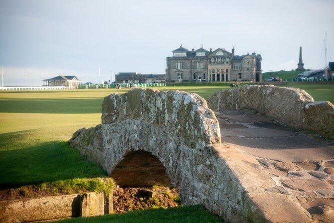 St. Andrews & The Old Course Private Day Tour from Edinburgh - A short walk through the University of St Andrews