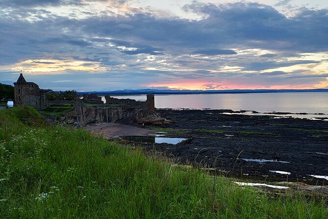 St Andrews Walking Tours - The Old Course and Swilcan Bridge