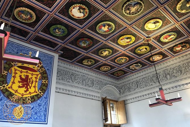 Stirling Castle and Loch Lomond Full-Day Private Tour in a Premium Minivan - Linlithgow Palace from the outside