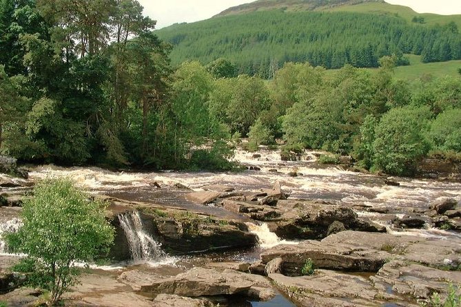 Stirling Castle & Loch Day Tour - Kilmahog, woollen goods, and Highland cattle