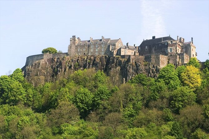 Stirling Castle, Loch Lomond Walk & Whisky Distillery Tour from Glasgow - Stirling Castle and Scotland’s royal story