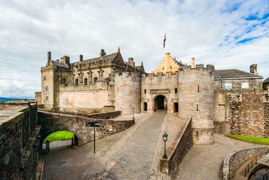 Stirling Castle: Skip-the-Line Guided Tour in Spanish - Is the $45 Price Good Value?