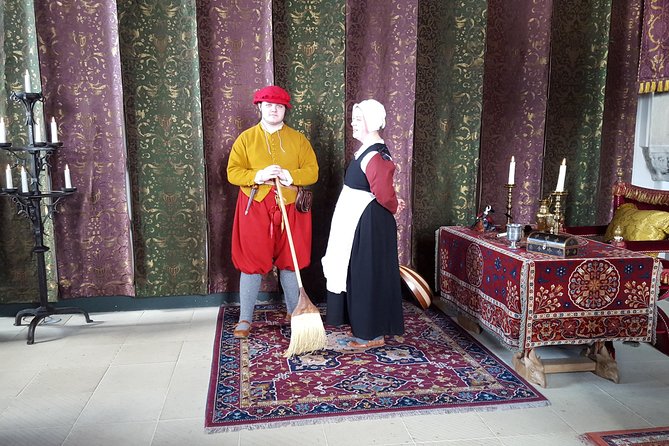 Stirling Castle, Trossachs, Loch Lomond and Whisky Tour - Stirling Castle and Scotland’s royal past