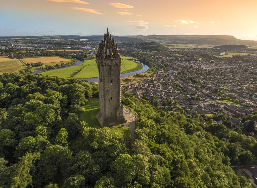 Stirling, Highlands & Destilería desde Edimburgo en español. - Stirling, Abbey Craig Hill, and William Wallace