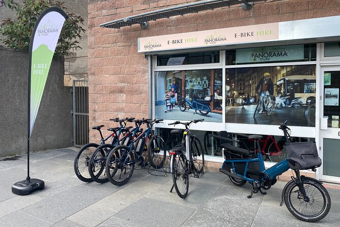 Stunning Edinburgh E-bike Tour max 10 people small group - Holyrood Palace and the Scottish Parliament