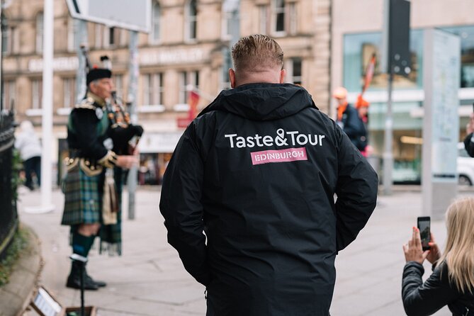 Taste & Tour: Edinburgh Food Tour with Drinks - Key points to know before you book