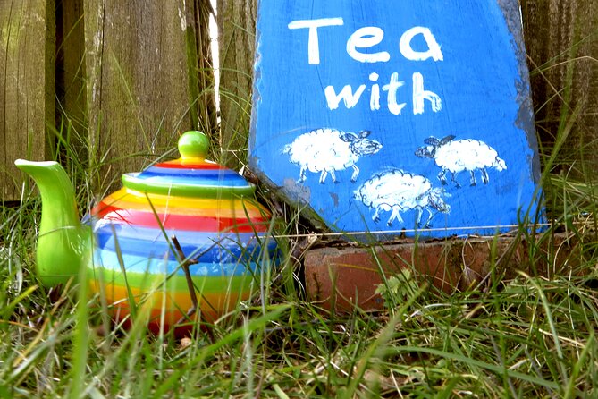 Tea with Naughty Sheep - Getting to rural Stirling requires planning