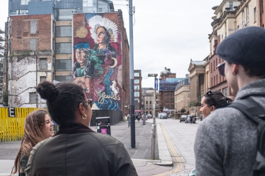 The Dark Side of Glasgow - Mercat Cross and the Tolbooth Steeple