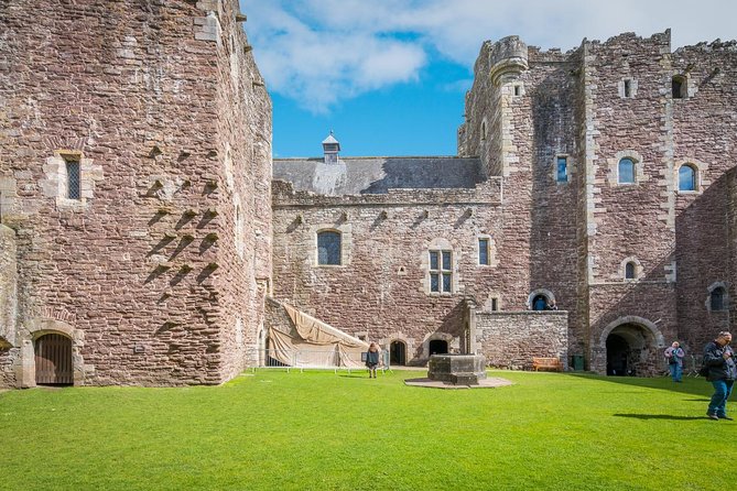 The Outlander 1 Day Experience - Doune Castle, the real Castle Leoch