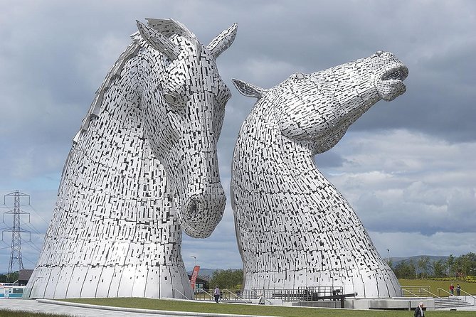 the World Famous Kelpies and Stirling Castle small group tours - Three major sights in about six hours