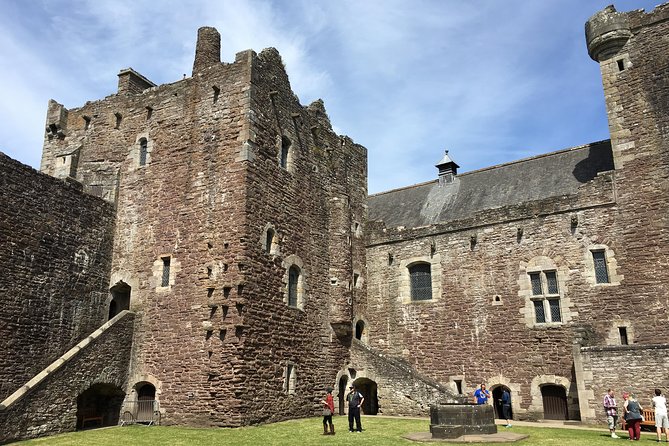 Ultimate Outlander Day Tour - Why this Outlander day works for mixed-interest groups