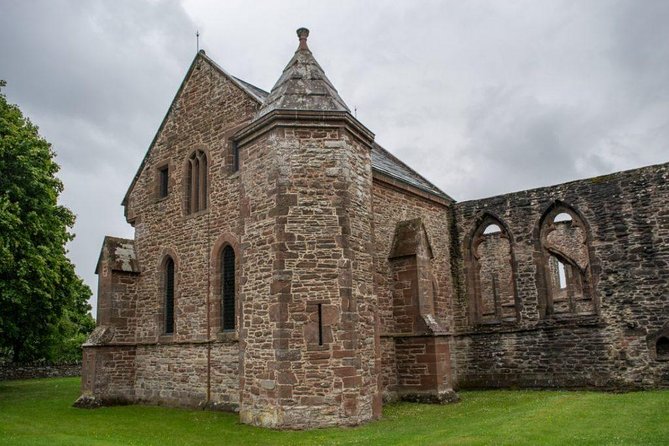 Urquhart Castle, Culloden, Clava Cairns, Loch Ness - Following the road beside Loch Ness