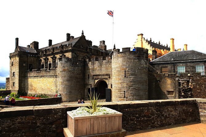 Wallace monument, Stirling Castle, Linlithgow Palace Private Tour - Stirling Castle: allow the full two and a half hours