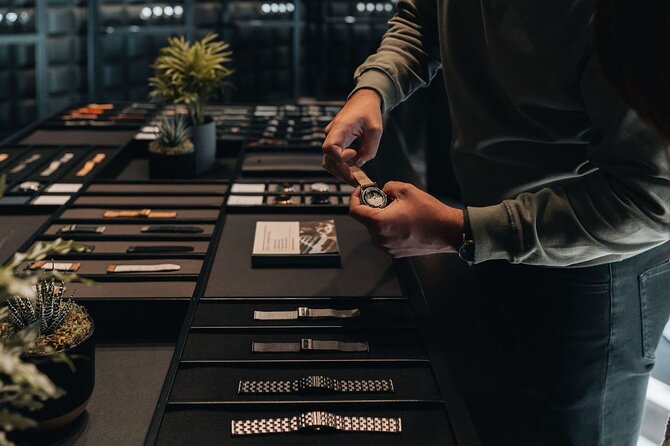 Watch Building Experience - Edinburgh - Start with Scottish watchmaking and a welcoming drink