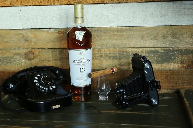 Whisky Distillery Trifecta - Glenlivet-Glenallachie-Strathisla - The driver-guide is central to the experience